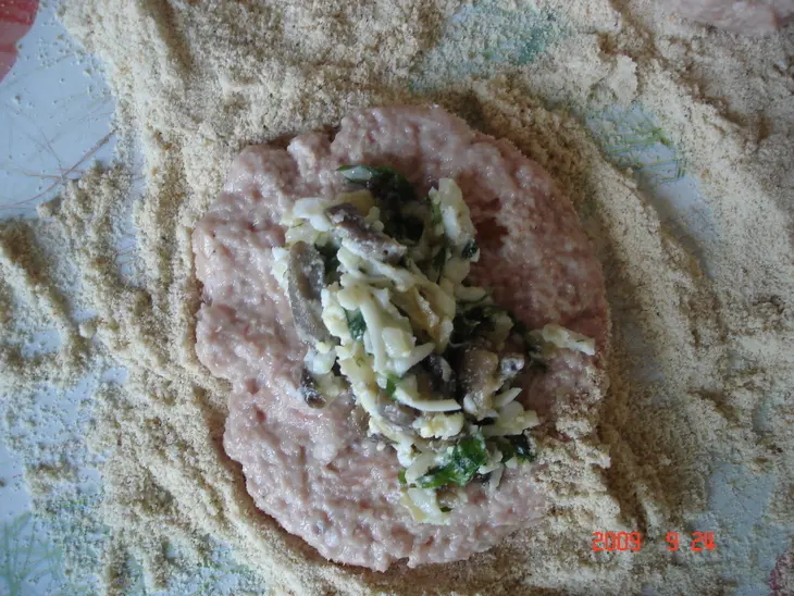 Зразы мясные с грибами: шаг 2