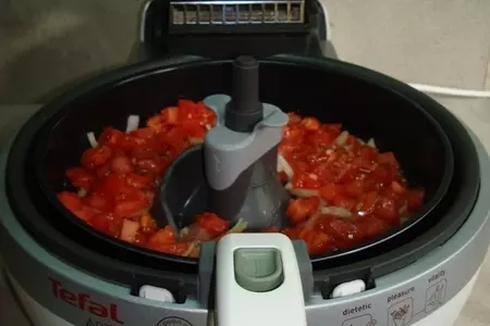 Мясо по-мадагаскарски, приготовленное в призовой фритюрнице tefal~actifry.: шаг 4