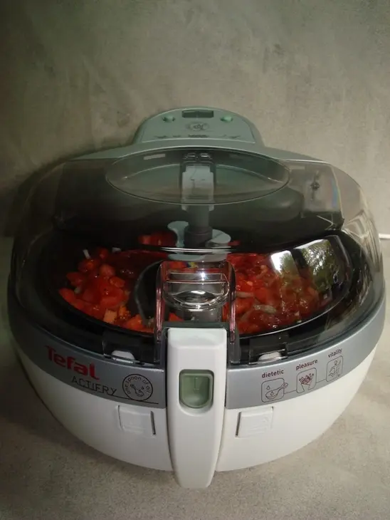Мясо по-мадагаскарски, приготовленное в призовой фритюрнице tefal~actifry.: шаг 5
