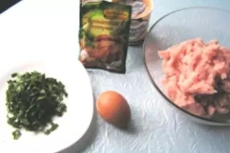 Куриные фрикадельки в сливочном соусе: шаг 1