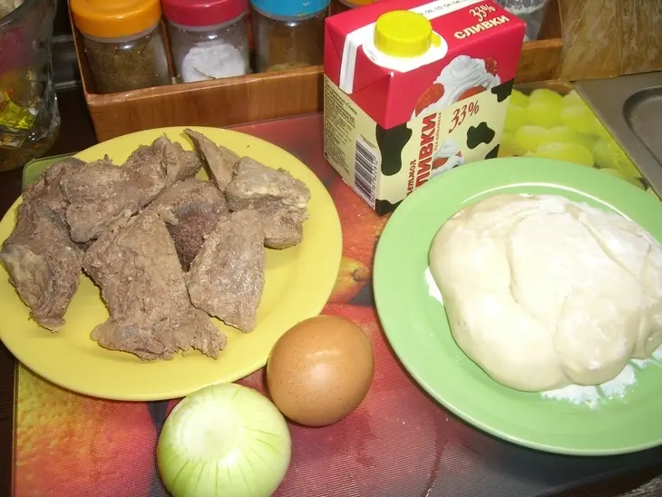 Мясной пирог "спешу на стол!!!:)": шаг 1
