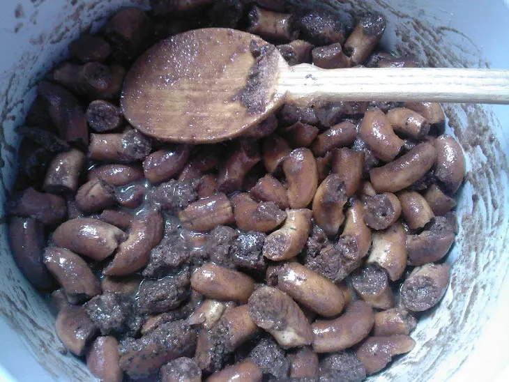 Шоколадная колбаска с баранками: шаг 3