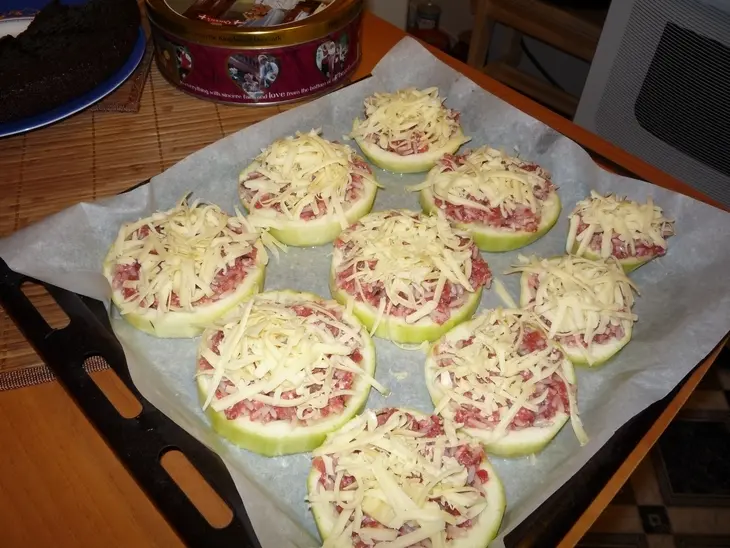 Фаршированный кабачок: шаг 1