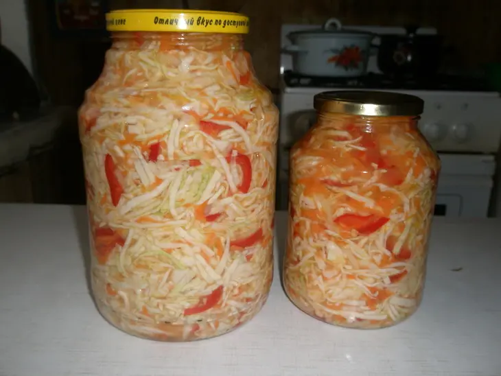 Капустный салат на зиму: шаг 7