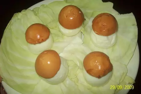 "боровички" из яиц: шаг 1