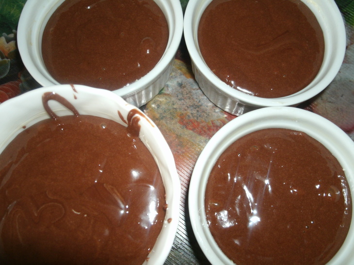 Шоколадныи десерт: шаг 1