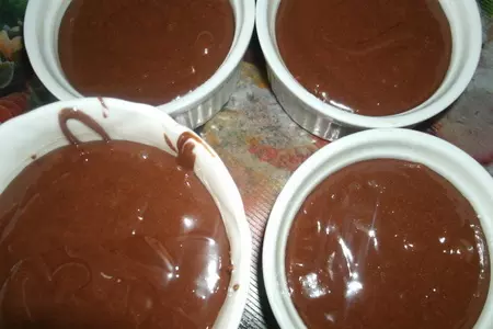 Шоколадныи десерт: шаг 1