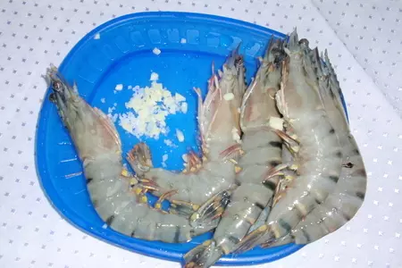 Тушеные овощи с королевскими креветками: шаг 3