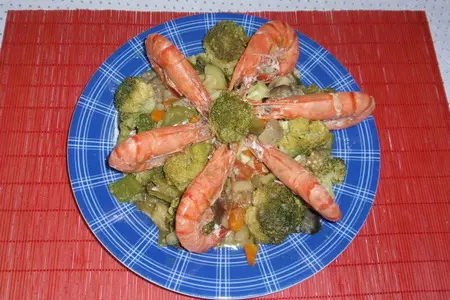 Тушеные овощи с королевскими креветками: шаг 5