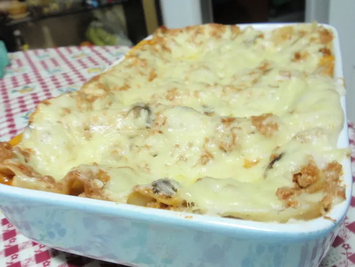 Лазанья с мясом и грибами: шаг 9