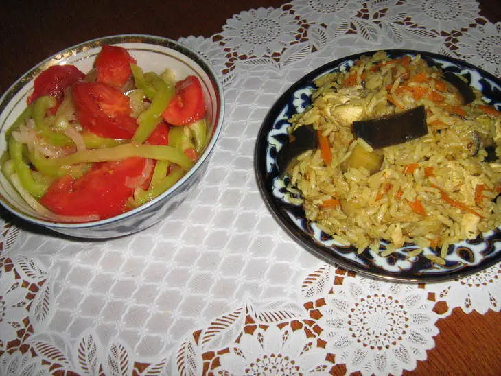 "плов" с баклажанами и куриной грудкой.: шаг 3