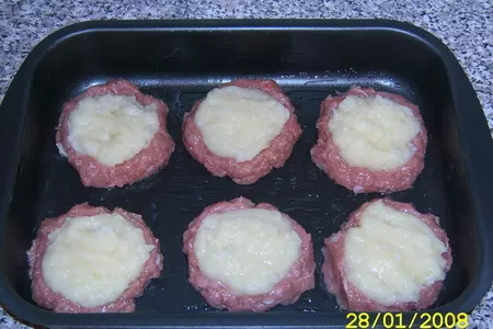 Мясные ватрушки №3: шаг 2