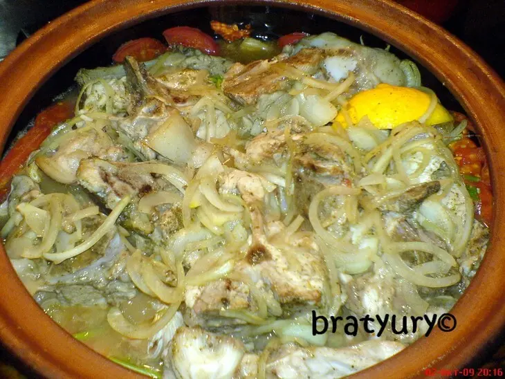 Мясо в маринаде от маслин, тушёное в горшке: шаг 8