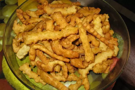Палочки из сырого картофеля, жареные и печёные: шаг 6