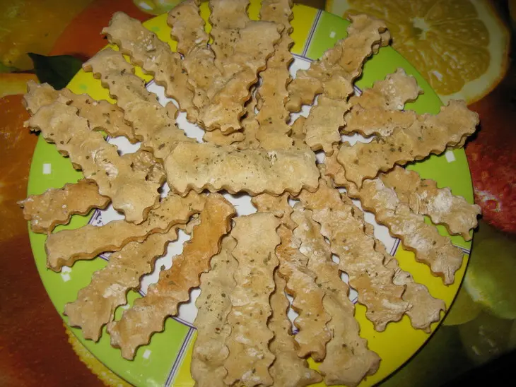Палочки из сырого картофеля, жареные и печёные: шаг 7