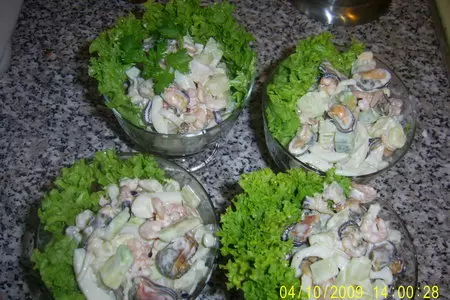 Салат из морепродуктов с авокадо: шаг 3