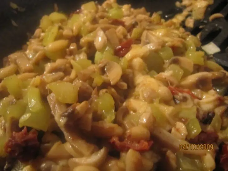 Каннеллони с цуккини, грибами и кедровыми орешками: шаг 4