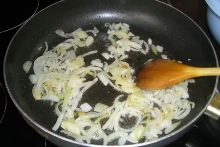 Котлеты куриные, а внутри гарнир:): шаг 1