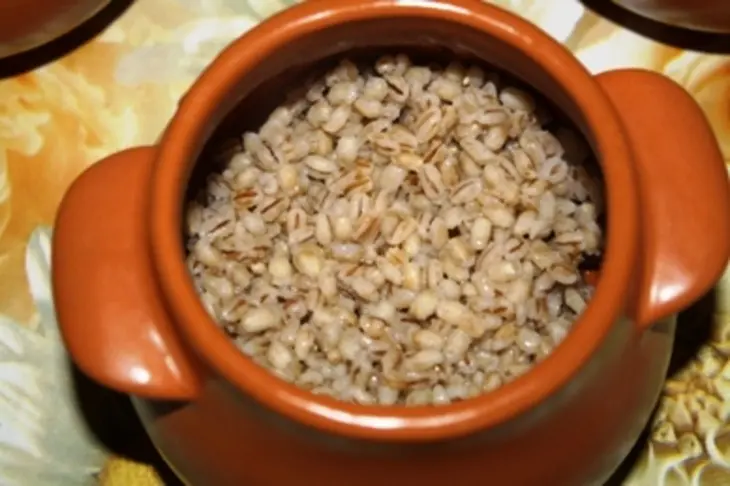 Перловка с курицей в горшочке: шаг 4