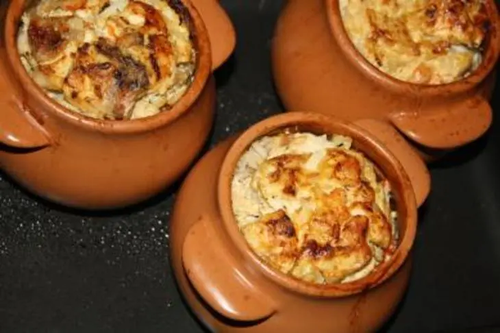 Перловка с курицей в горшочке: шаг 8