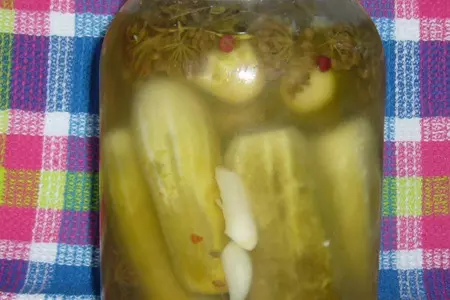 Огурцы солёные.. хрустящие, ядрёные..: шаг 1
