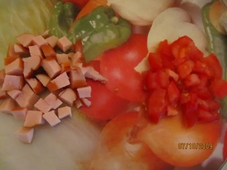 Копченый салат с маком: шаг 1