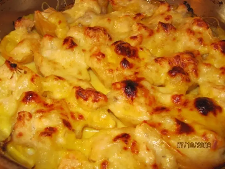 Конкильони(лумакони) с курицей, ананасами и сыром чеддер: шаг 8