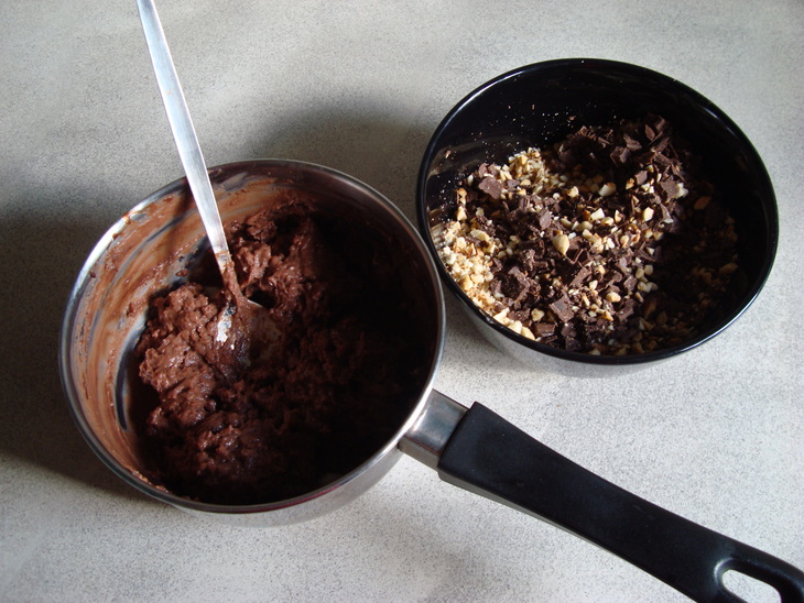Рогалики с шоколадно-ореховым кремом: шаг 3