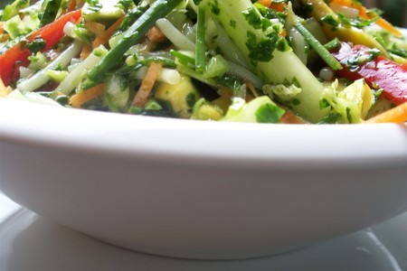 Салат овощной с рисовой лапшой.  полезно - вкусный /вариант !!!!: шаг 4