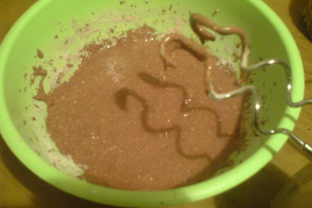 Шоколадный кекс с вишней: шаг 3