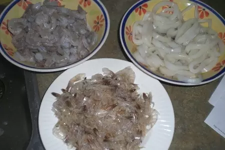 Паелья из море продуктов: шаг 1