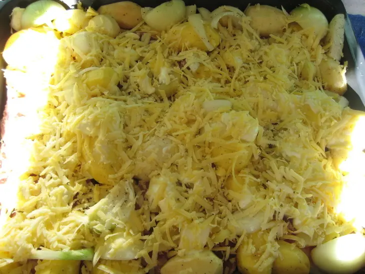 Мясо с ананасами и гарниром: шаг 5