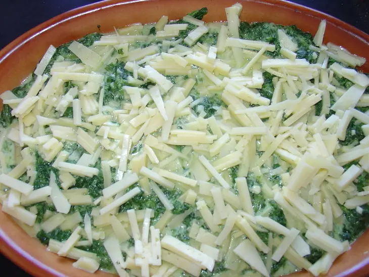 Рыбная запеканка со шпинатом и картофелем.: шаг 8