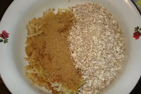Овсяное печенье с яблоком и творогом: шаг 3