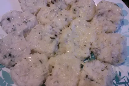 Ленивые вареники с зеленью и сыром: шаг 3