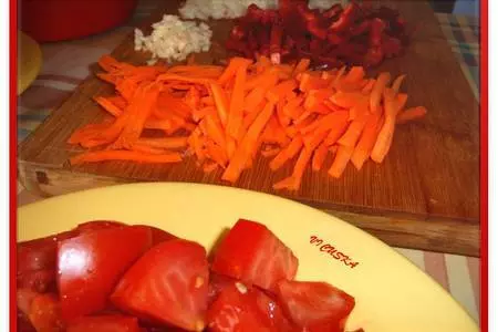 Запеканка из цветной капусты, мяса и овощей, уложенные слоями: шаг 3
