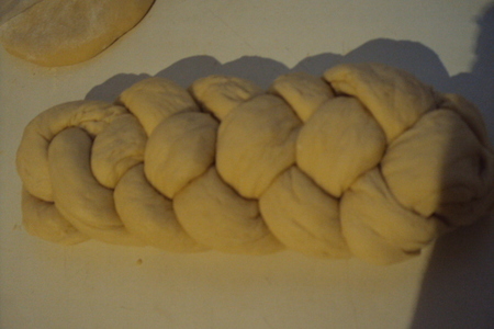 Шведский хлеб на йогурте (swiss braid): шаг 4