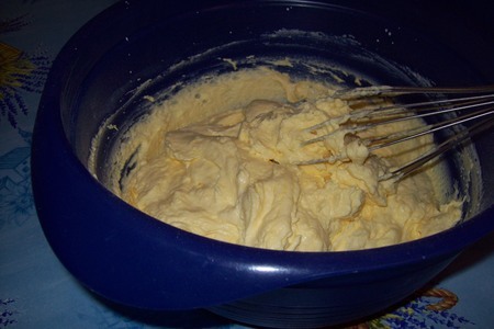 Украшение торта масляным кремом: фото шаг 2