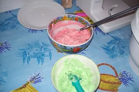 Украшение торта масляным кремом: шаг 11