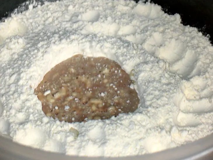 Яблочные кармашки из дрожжевого теста: шаг 1