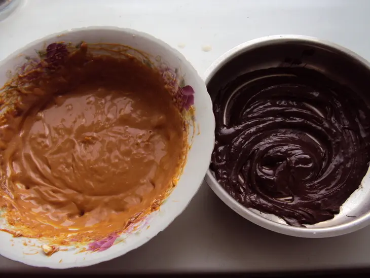 Конфеты со сгущенкой и шоколадом (conos de dulce de leche y chocolate): шаг 3