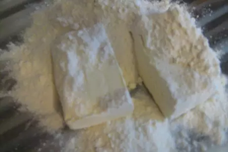 Брусничный пирог с яблоками: шаг 1
