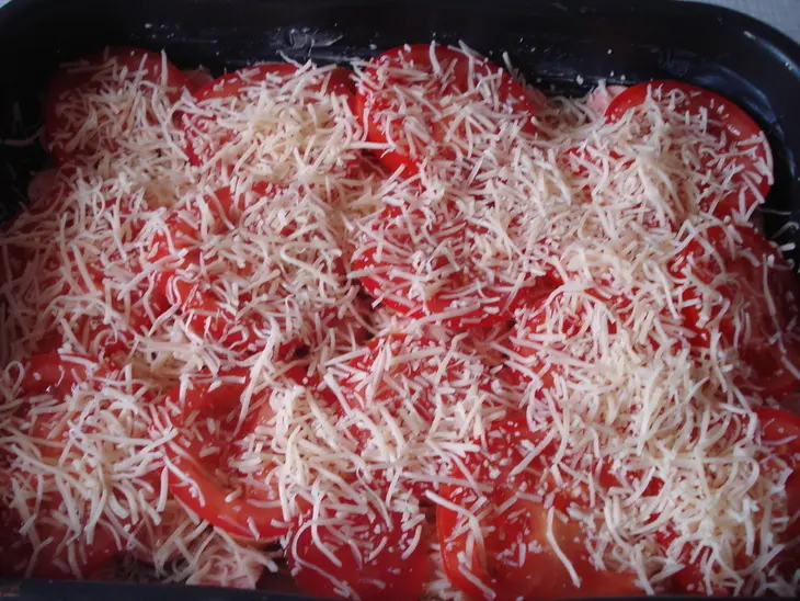 Шарлотка с сосиской: шаг 6