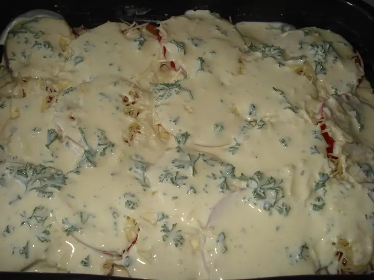 Шарлотка с сосиской: шаг 8