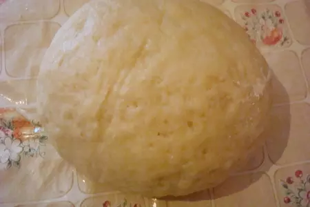 Рогалики из заварного дрожжевого теста: шаг 3