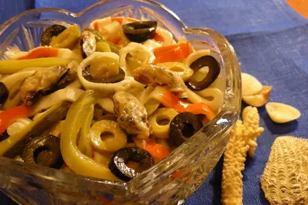 Салат "морской коктейль": шаг 4