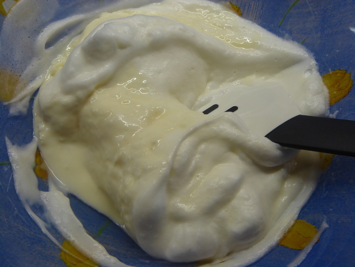 Легкое ванильное мороженое на основе йогурта.: шаг 4