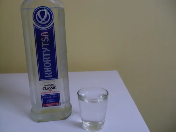 Фарфалле(бантики) со свежим и копченым лососем: шаг 3