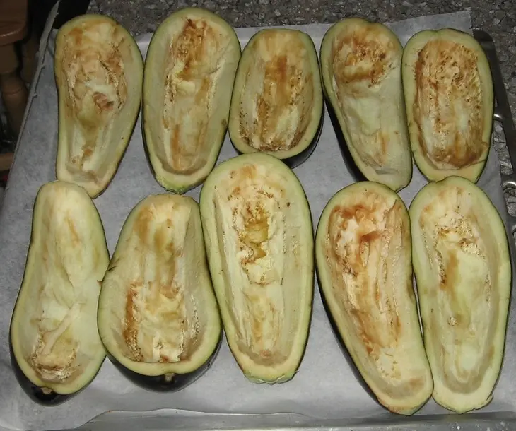 Баклажаны фаршированные: шаг 1