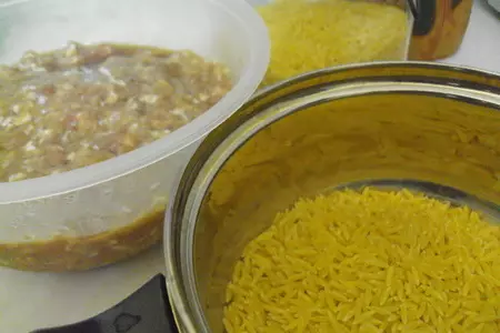 Тефтели с макарошками в духовке: шаг 1